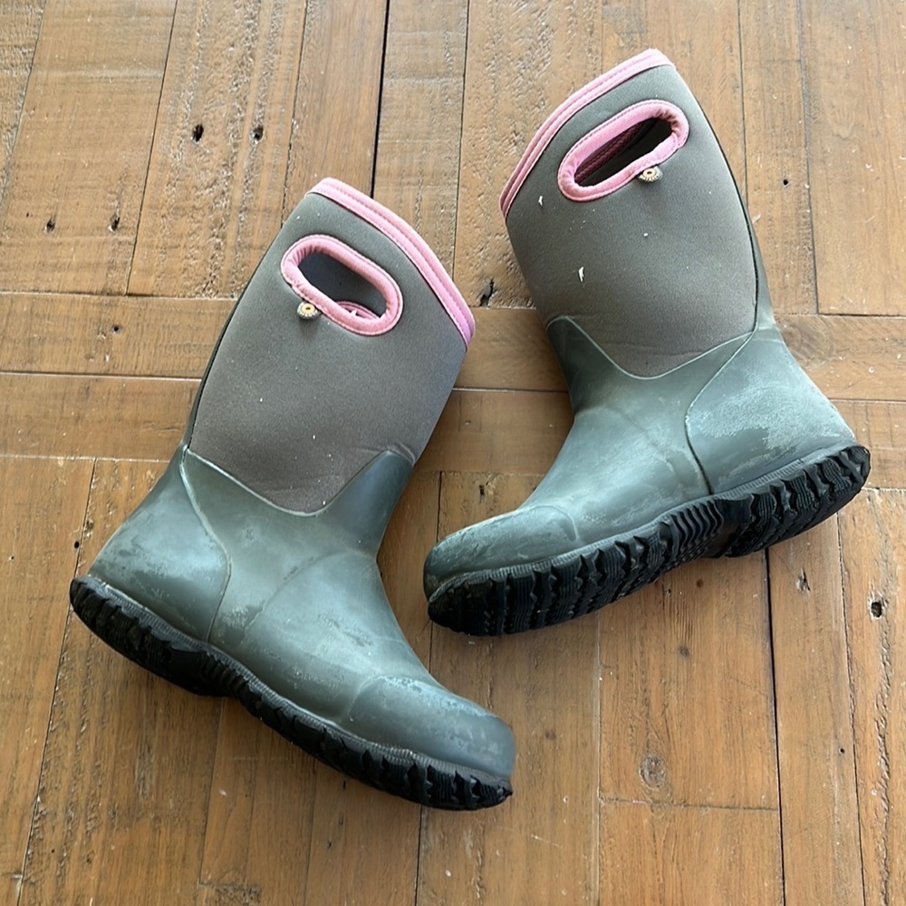 Bogs York solid green gray winter boots
